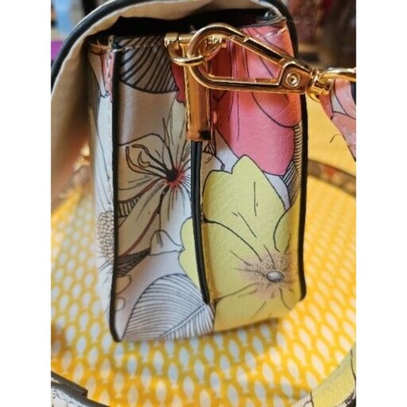 Accessorize Pastel Floral Crossbody / Clutch Bag Preloved In Pristine Condition - Picture 3 of 16